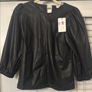 Elegant Black Leather Jacket for Women